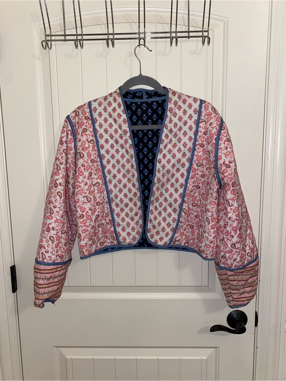 Reversible quilted jacket size Large